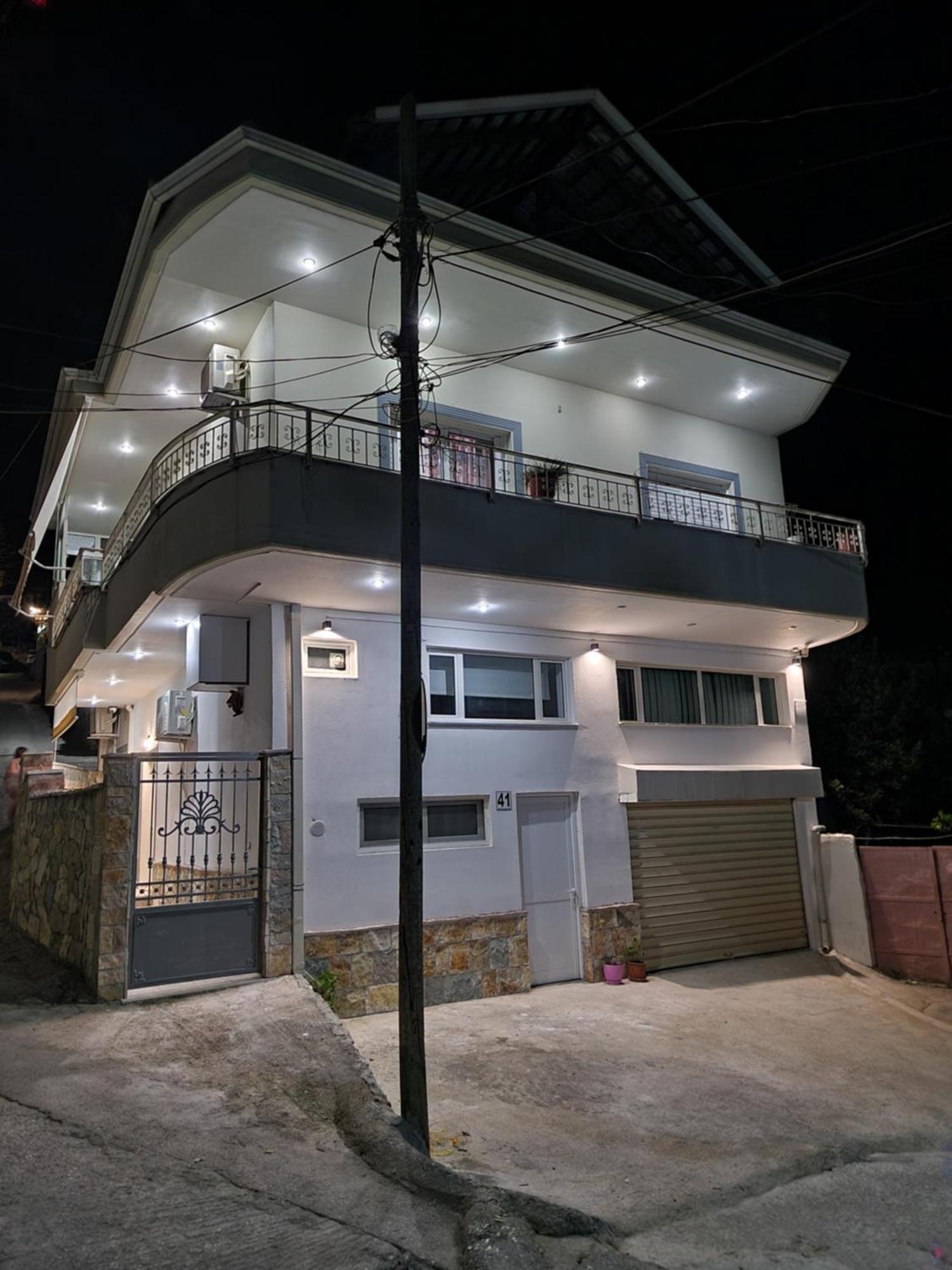 Gjirokastër Apartment Antigona מראה חיצוני תמונה