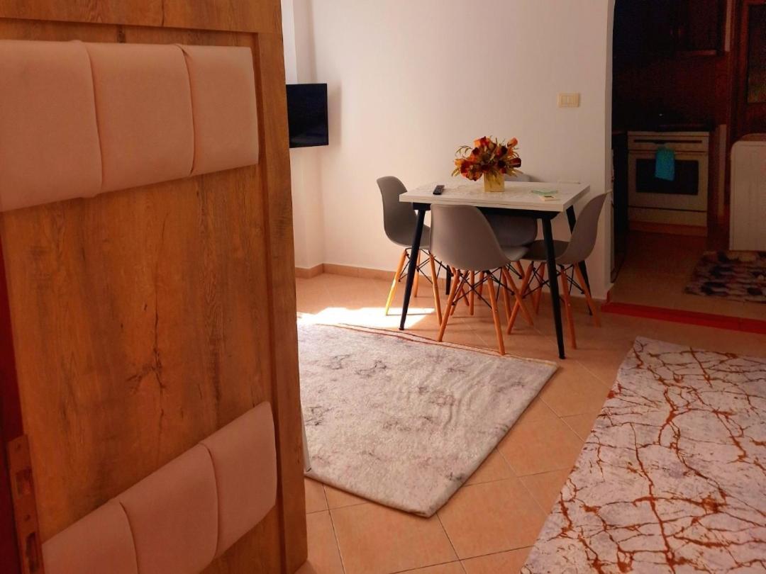 Gjirokastër Apartment Antigona חדר תמונה